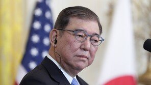 日이시바 총리, 야스쿠니신사에 또 공물 봉납…참배는 안할 듯