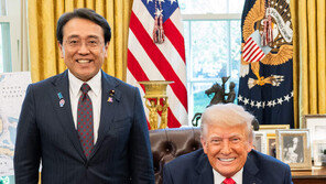 트럼프, 日 관세대표단 만난뒤 “큰 진전”… 본협상 시작 전에 양보 요구 ‘선제 압박’