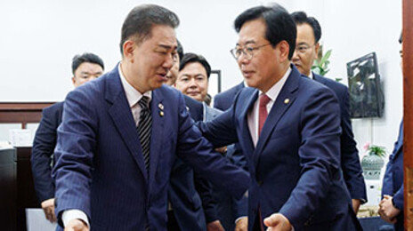 與, 상임위장 재배분 강행 태세… 법사 이춘석-예결 한병도 내정