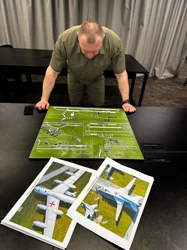 Ukrainian drone assault destroys 41 Russian bombers