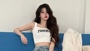 여리여리한 장원영, 크롭톱 입고 뽐낸 한 줌 개미허리
