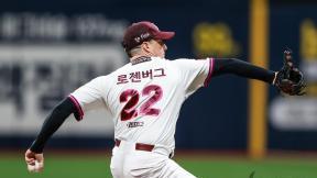 ‘꼴찌’ 키움, 2주 만에 이겼다…두산 잡고 10연패 탈출