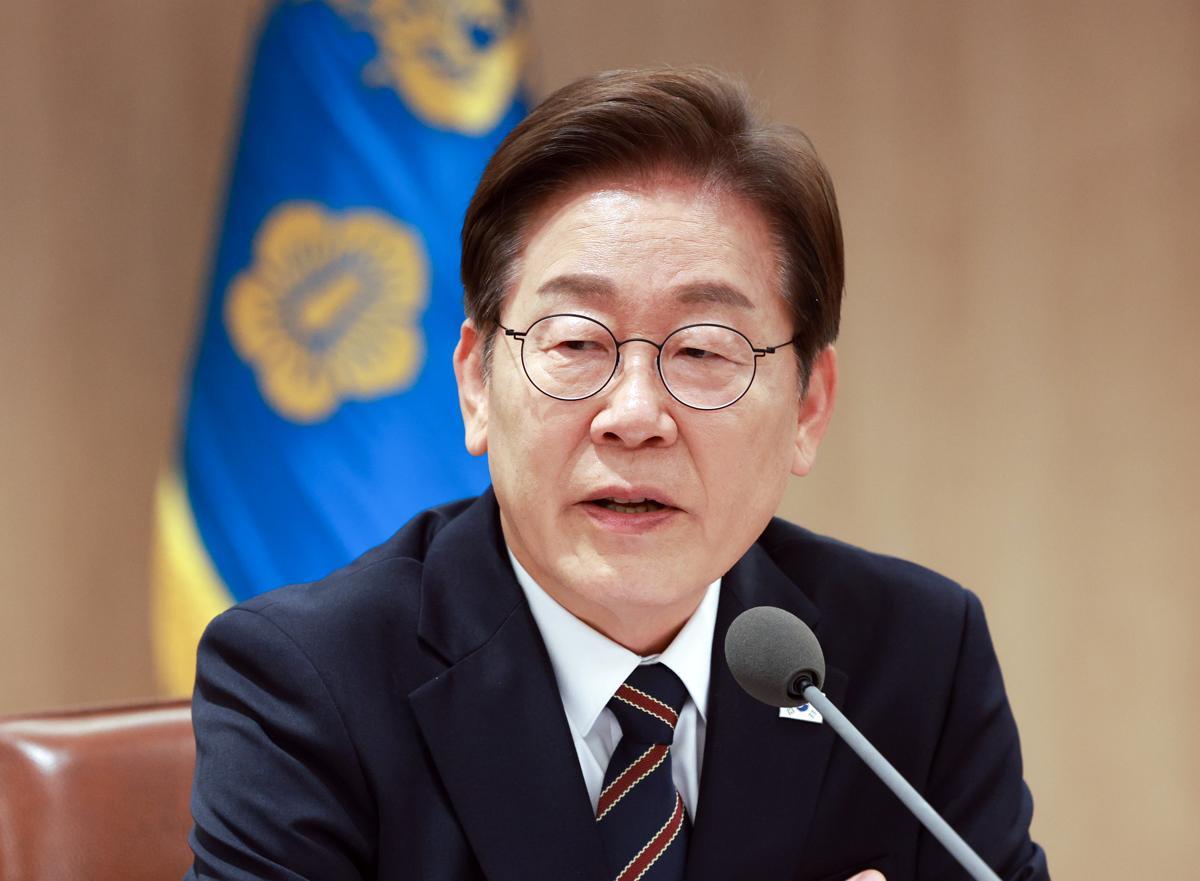 이재명 대통령이 9일 서울 용산구 대통령실 청사에서 열린 2차 비상경제점검 태스크포스(TF)회의에서 발언하고 있다. 2025.06.09. 서울=뉴시스
